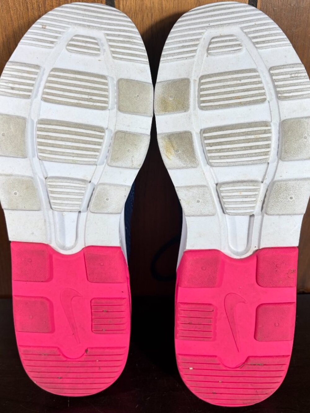 NIke Air Max Motion 2 Navy Pink Blast Womens Sz 8 - CZ7996-400 - EUC - Picture 8 of 9